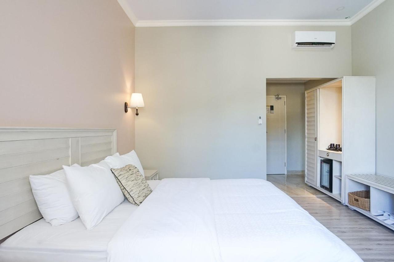 Hotel Villa Emitta Tomohon Εξωτερικό φωτογραφία