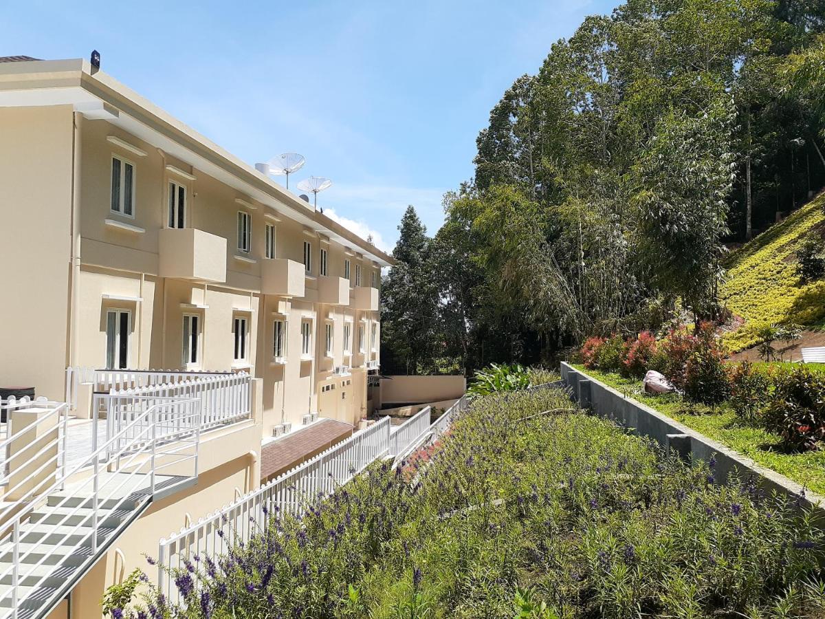 Hotel Villa Emitta Tomohon Εξωτερικό φωτογραφία