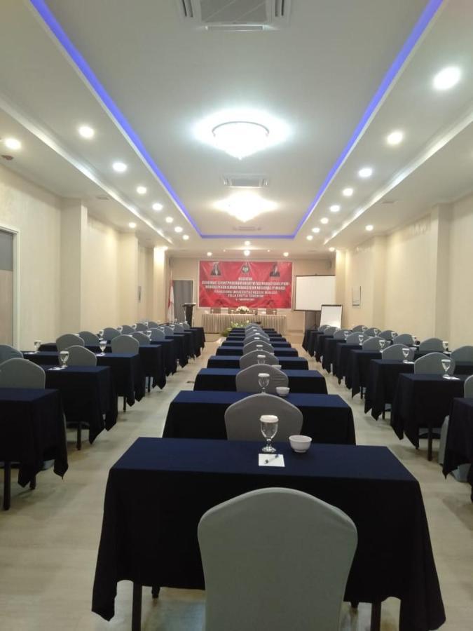 Hotel Villa Emitta Tomohon Εξωτερικό φωτογραφία
