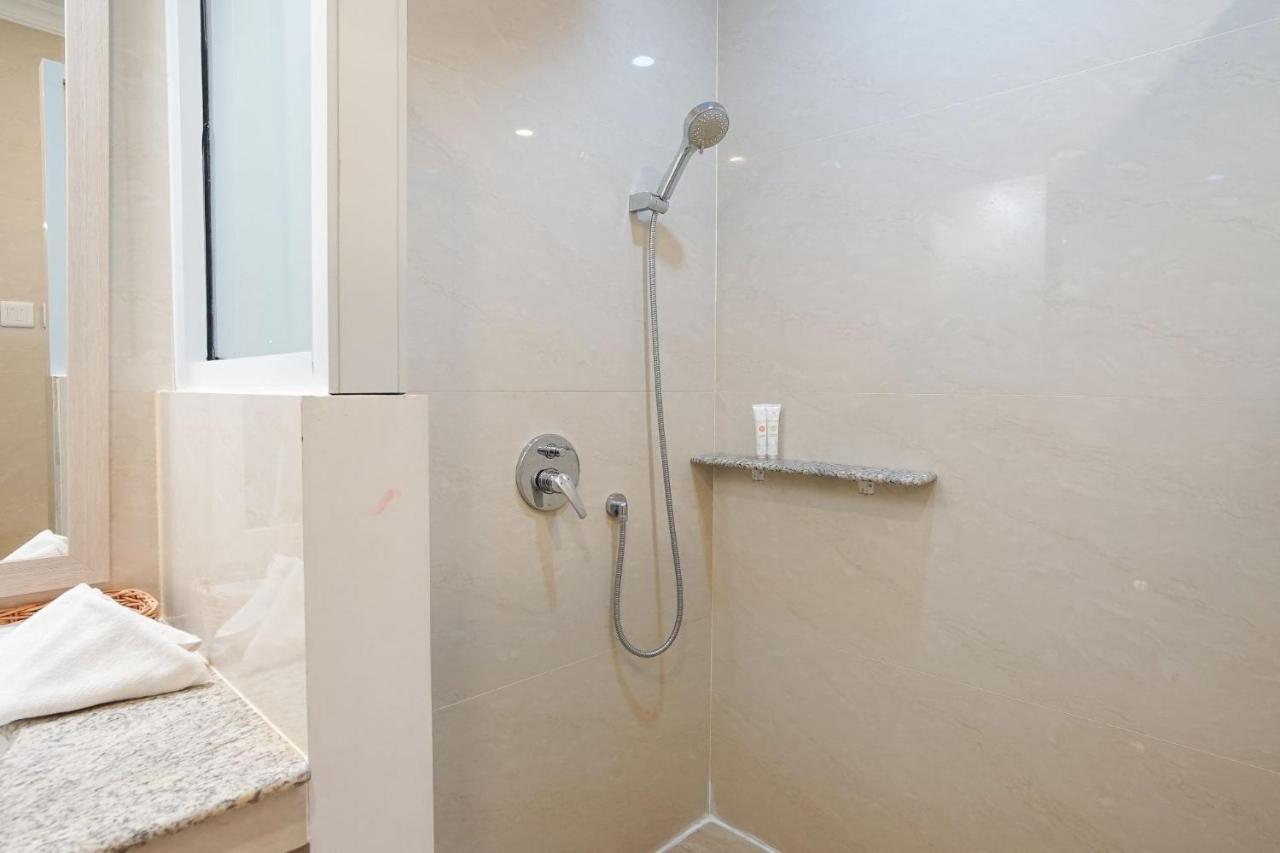 Hotel Villa Emitta Tomohon Εξωτερικό φωτογραφία