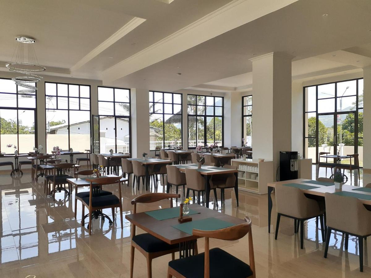 Hotel Villa Emitta Tomohon Εξωτερικό φωτογραφία