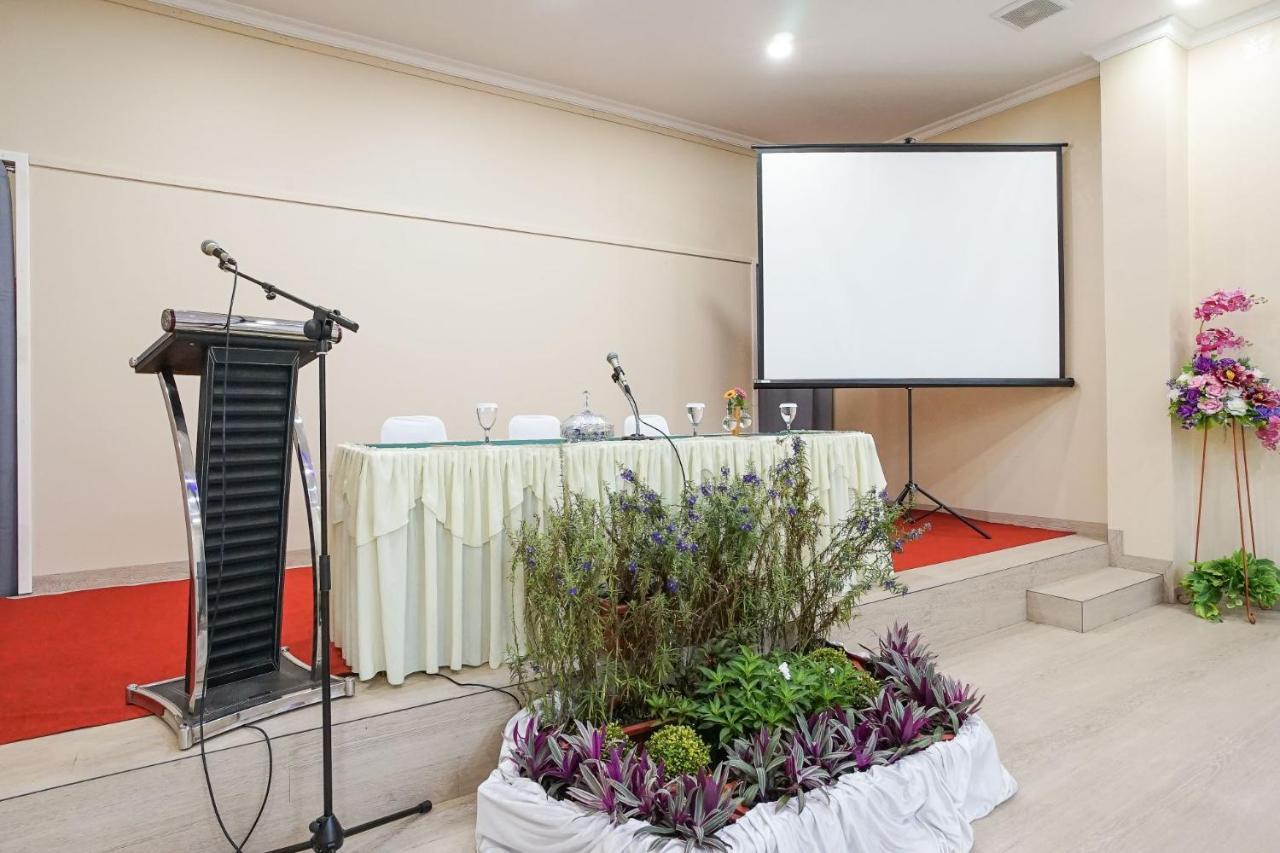 Hotel Villa Emitta Tomohon Εξωτερικό φωτογραφία