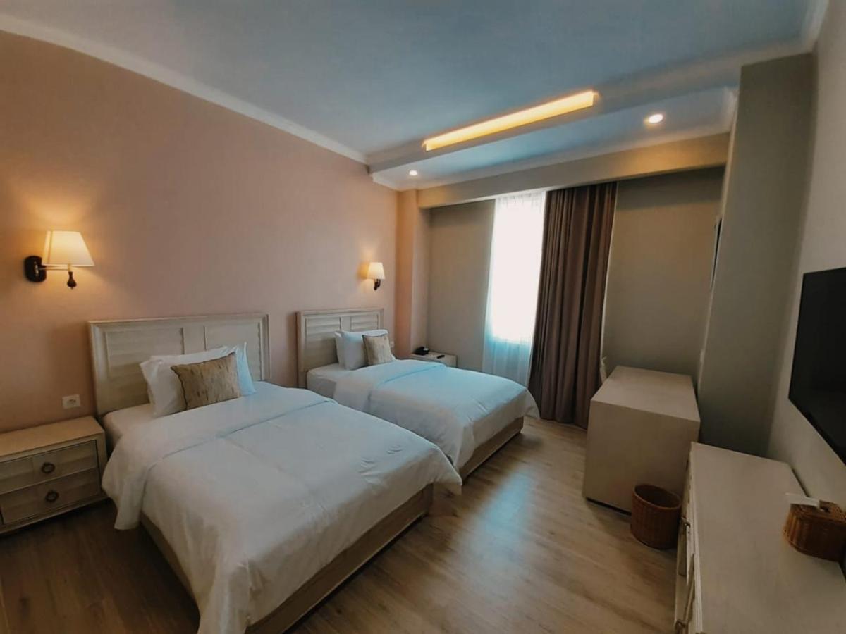 Hotel Villa Emitta Tomohon Εξωτερικό φωτογραφία
